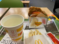 -麦当劳(金狮广场店)