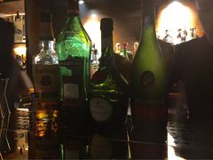-Whisper Bar 