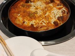 -三清洞摩西韩式年糕火锅(威高广场店)