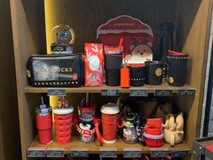 零售区-星巴克(南翔五彩城店)