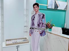 -无界眼镜MaxLess(南翔印象城店)
