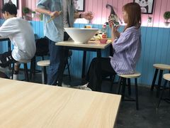 大堂-友达面馆·酸菜鱼面(钱塘区店)