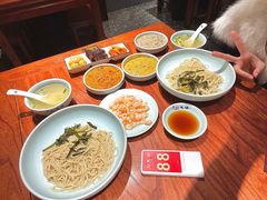 -裕兴记•蟹黄面馆(人民广场店)