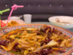 -巴特餐饮6加1音乐餐吧·新疆菜