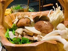 鲜杂菇拼盘-捞王锅物料理(上海世茂广场店)