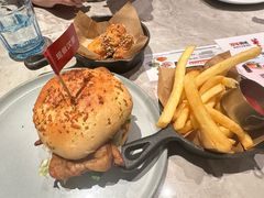 -必胜客(城西银泰店)