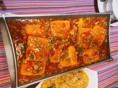 -香巴拉云南餐厅(华莱坞店)