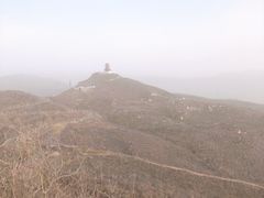 -定都峰