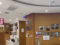 -雅悦齿科(顾村公园店)