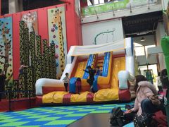 -蒙特利亲子乐园