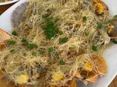 蒜蓉粉丝蒸扇贝-明记海鲜大排档(巽寮湾店)