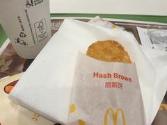 -麦当劳(上海虹桥站30B检票口楼上)