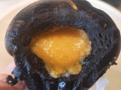 黑金流沙包-蝴蝶里·粤菜·点心(龙湖天街&滨江店)