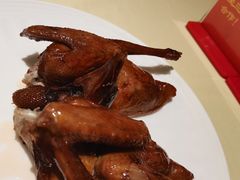 古法烧乳鸽-惠食佳(滨江大公馆店)