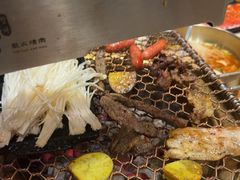 -青古韩式炭火烤肉店