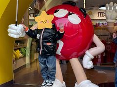 -m豆巧克力世界(上海世茂广场店)