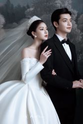 -罗马经典婚纱摄影·轻奢化定制
