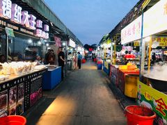 -大学城夜市大排档(凤栖路店)