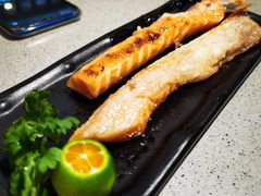 盐烧三文鱼边腩-万岁寿司(万国店)