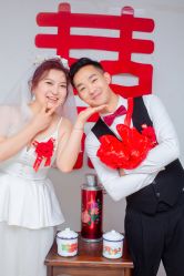 -黑马婚纱摄影