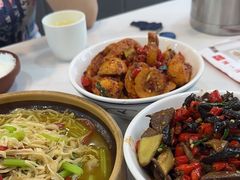 -独一佳老胡湘菜馆(矿山路店)