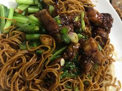 烧肉捞生面-黄亚华小食店(Jalan Alor)