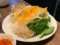 -我那覇豚肉店(カフーナ旭橋店)