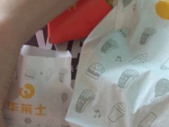 -华莱士·全鸡汉堡(沙井车站店)