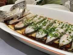 葱香海金鲳鱼-狮王府淮扬菜(新街口友谊店)