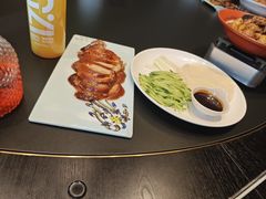 -黄泥岗·地道湖北菜(奥特莱斯店)