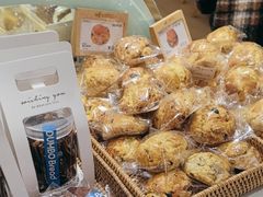 -小飞象面包公社(珠江路金鹰店)
