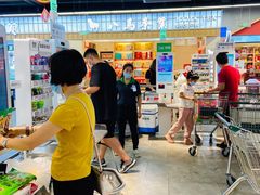 -华润万家(摩尔城店)