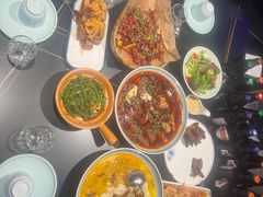-粉墨特色菜·烧烤音乐酒馆