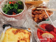 -八一路好吃街(雨田商务大厦店)