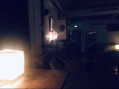 -脚下咖啡·CHILL酒馆(灵光东巷店)