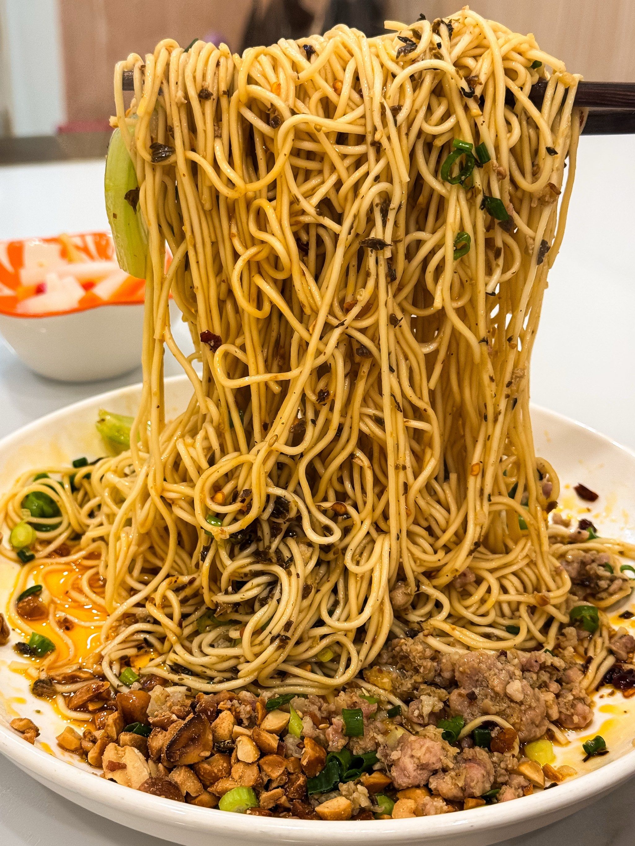 上海不可抗拒的宜宾燃面