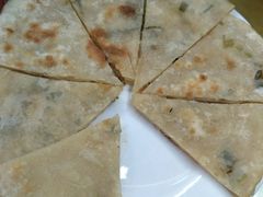 -明月食府(二区干二路店)