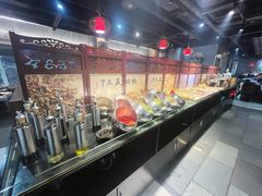 -牛里牛气· 榴莲海鲜鲜牛肉自助火锅·烤肉(横岗店)