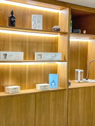 -摩睫+皮肤管理·科学美容中心