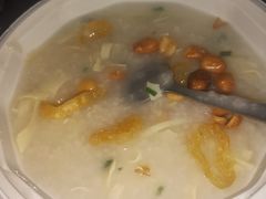 荔湾艇仔粥-荔银肠粉·非遗手藝(夫子庙店)