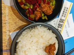 -老娘舅餐厅(黄龙体育中心店)