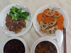 -臻爱住家月嫂育儿嫂(万达店)