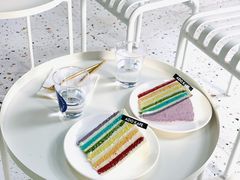 彩虹蛋糕-ADO KAFE(大学城店)