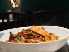 -佬麻雀·剁椒鱼头(京基KK One店)