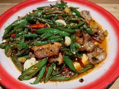 小炒肉-泥糊破店小酒馆·团建聚餐(南京西路店)