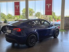 -TESLA 特斯拉(北京南四环中路特斯拉中心)