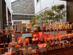 零售区-星巴克臻选(扬州瘦西湖文化广场店)
