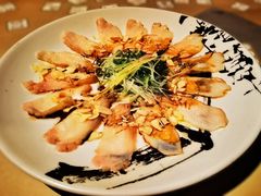 薄切鲜鱼片-穹六人间 people 6(岳阳路店)