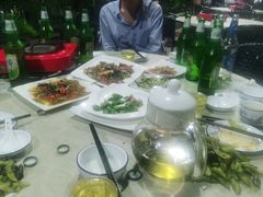 -墨脱石锅椰子鸡•香草鸭•东山羊(大东海店)