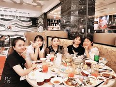 -芭菲盛宴·环球美食(解放碑英利国际店)
